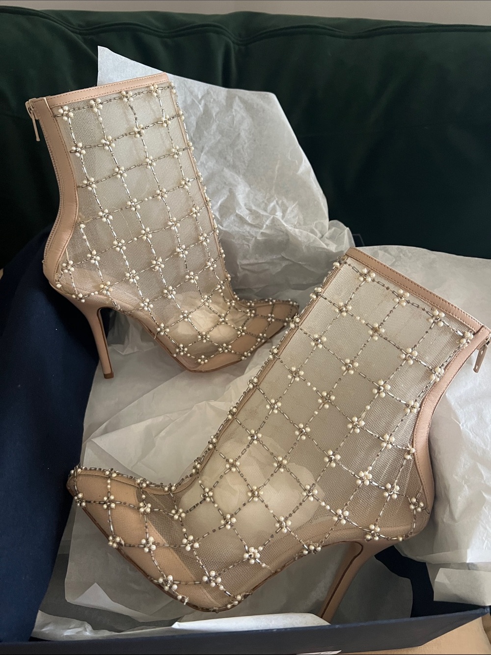 NIB Oscar de la Renta Pearlette Embroidered Booties - Size 37.5 - Picture 5 of 14